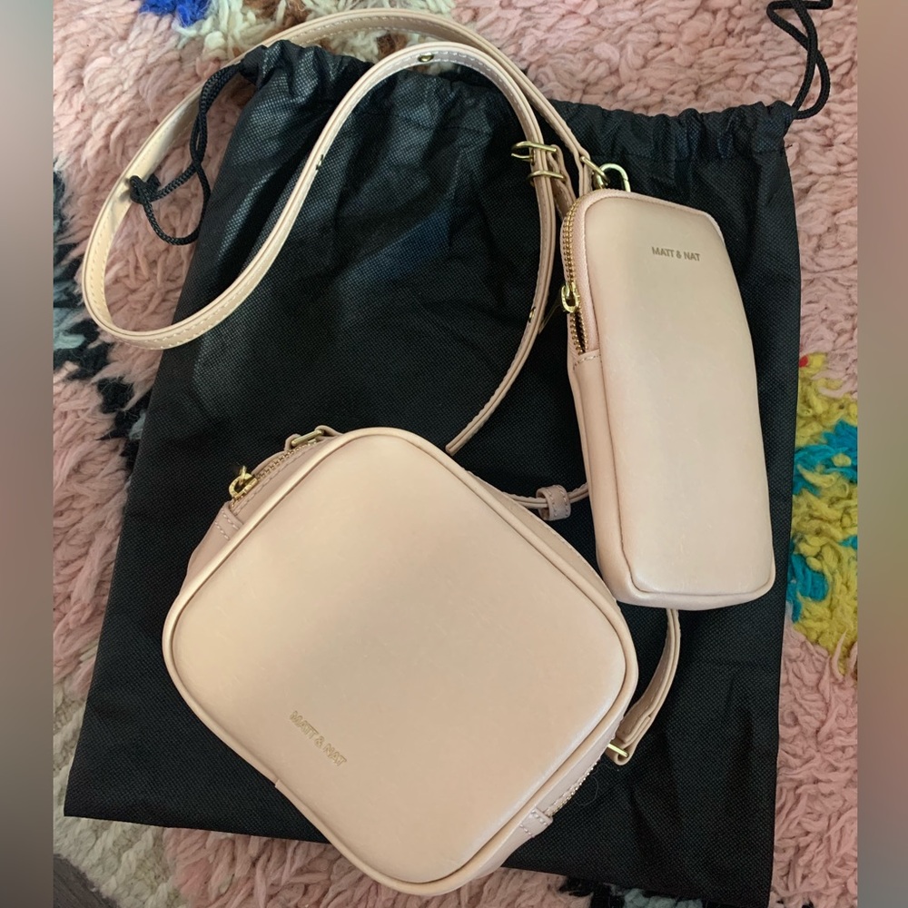NWOT Matt & Nat SWAE Vegan Leather Crossbody Bag